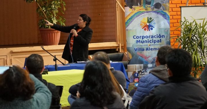 Constituyentes se reunieron concomunidades escolares de Villa Alemana  