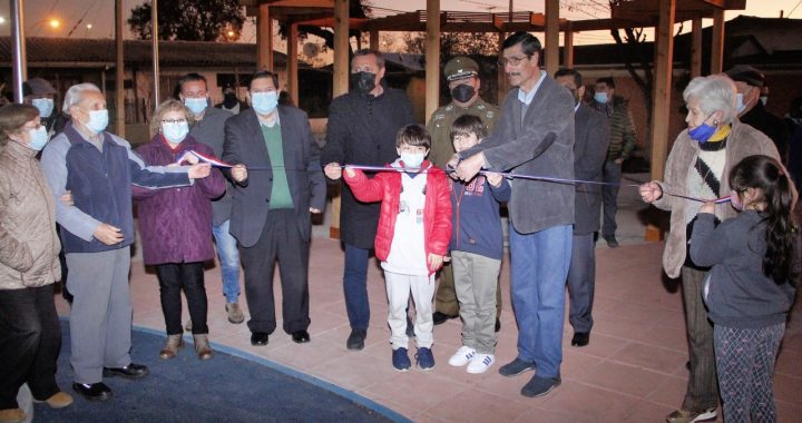 Inauguran la primera Plaza Intergeneracional de Quillota que fue diseñada por los propios vecinos