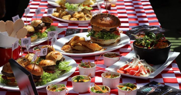 Municipio de Valparaíso apunta a la reactivación económica celebrando el Día del Turismo con clásico Concurso Gastronómico