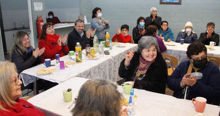 Municipalidad de Quillota inició reuniones con clubes de adultos mayores por proyecto del Centro Integral