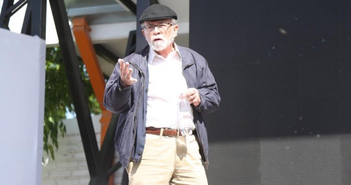 MÁS DE 400 ESTUDIANTES DE LIMACHE PRESENCIARON CHARLA DEL RECONOCIDO ASTRÓNOMO JOSÉ MAZA