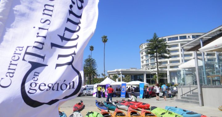 Moonlight Kayak celebra 15 años con travesía que unirá Avenida Perú con Muelle Barón