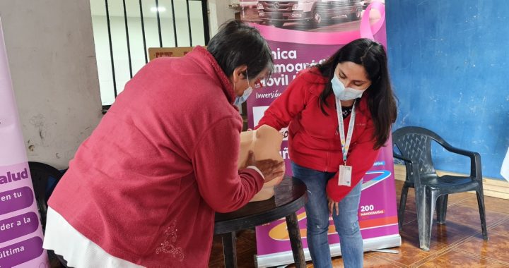 LIMACHE PONE ÉNFASIS EN LA REALIZACIÓN DE AUTOEXAMEN MAMARIO PARA PREVENIR EL CÁNCER DE MAMAS