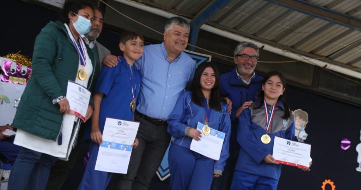 ALUMNOS DE #LIMACHE REPRESENTARÁN A #CHILE EN IMPORTANTE EXPOSICIÓN DE CIENCIAS EN #MÉXICO