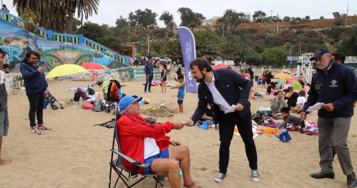 Alcaldía Ciudadana junto a Bote Salvavidas entregan instructivo de prevención a bañistas de playas porteñas