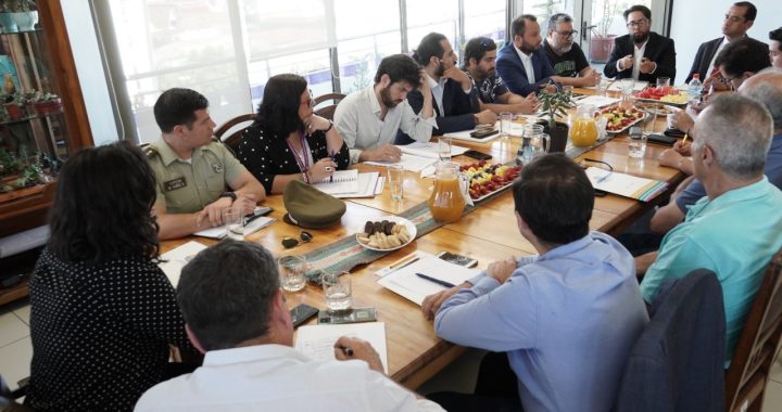 ALCALDESA JAVIERA TOLEDO LIDERA IMPORTANTE REUNIÓN CON AUTORIDADES LOCALES Y REGIONALES PARA EXPONER EN MATERIA DE #SEGURIDAD