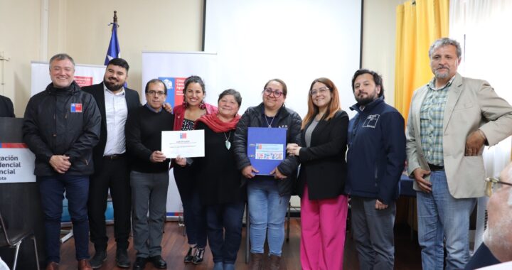 Entrega de derechos de agua a comunidades rurales por MOP