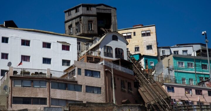 Recuperación del Ascensor Lecheros: Un Paso Importante para Valparaíso