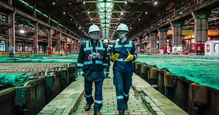 Visita del Delegado Presidencial a la Refinería Electrolítica de Codelco Ventanas