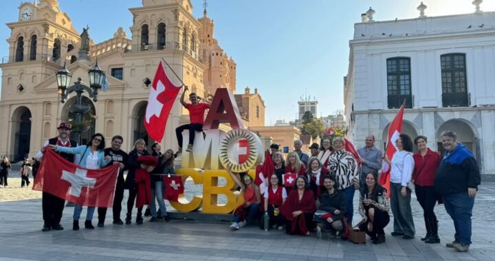 Dylan Kunz lidera lucha por la nacionalidad suiza para descendientes en Iberoamérica