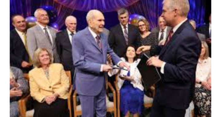 Presidente Russell M. Nelson cumple 100 años