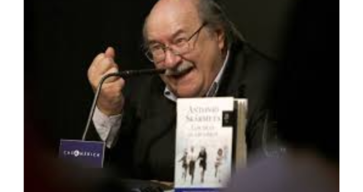 Fallece Antonio Skármeta, el célebre autor de “El cartero de Neruda”