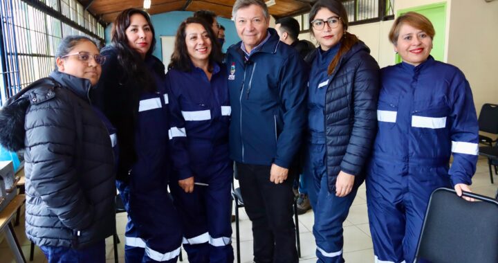 Mujeres de Villa Alemana rompen barreras en la gasfitería con certificación SEC