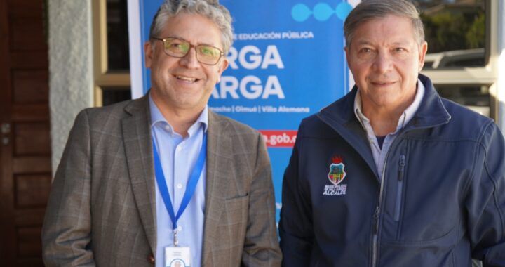 Villa Alemana avanza hacia el traspaso educativo con reunión clave entre el alcalde y el SLEP Marga Marga