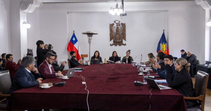Concejo Municipal de Valparaíso aprueba nueva ordenanza para regular el comercio en espacios públicos y bienes municipales