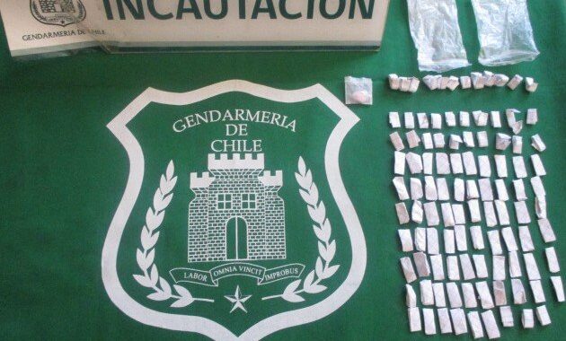 Allanamiento en cárcel de mujeres de Valparaíso incauta celulares y más de cien dosis de droga