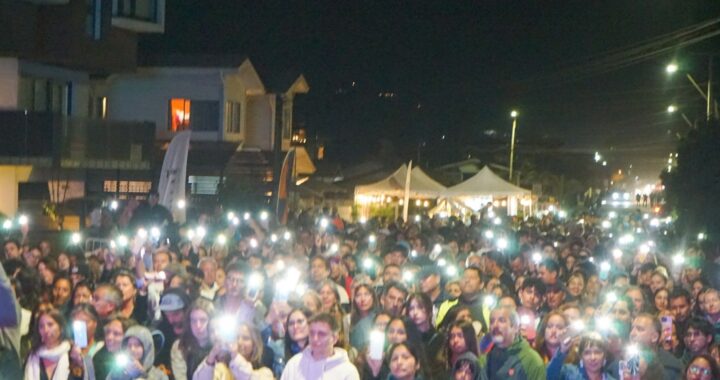 Zapallar celebra el Día de los Enamorados con show de Willy Iturri y torneo de pádel